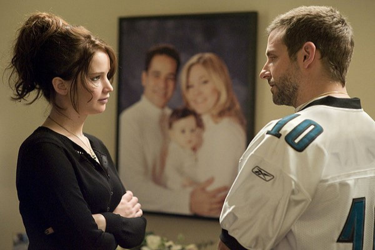 Review Film Silver Linings Playbook Drama Romantis Unik